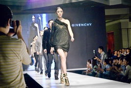 深圳舞臺搭建租賃服務(wù)，助力文藝演出精彩呈現(xiàn)